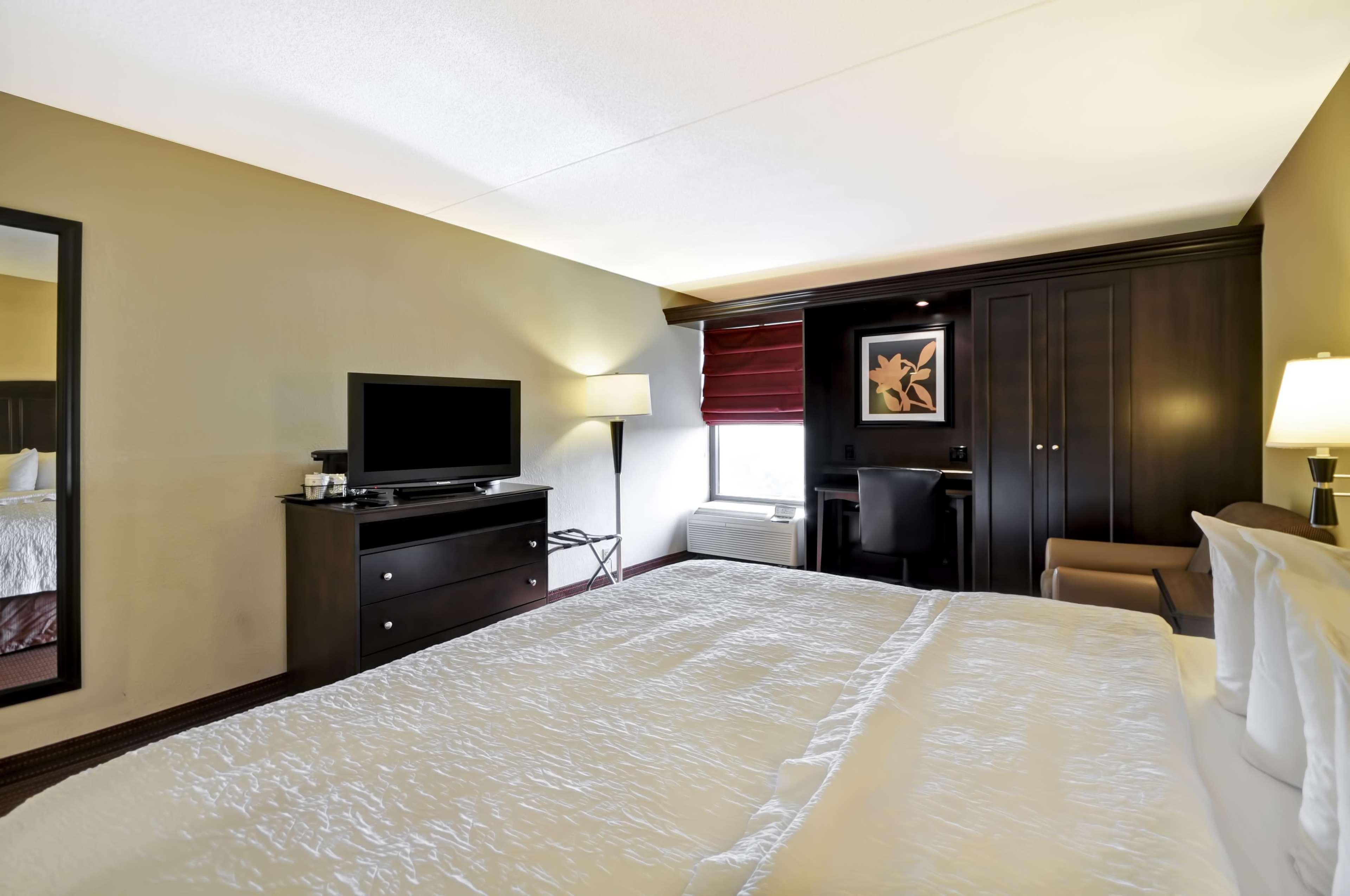 Hampton Inn Силвър Спринг Екстериор снимка
