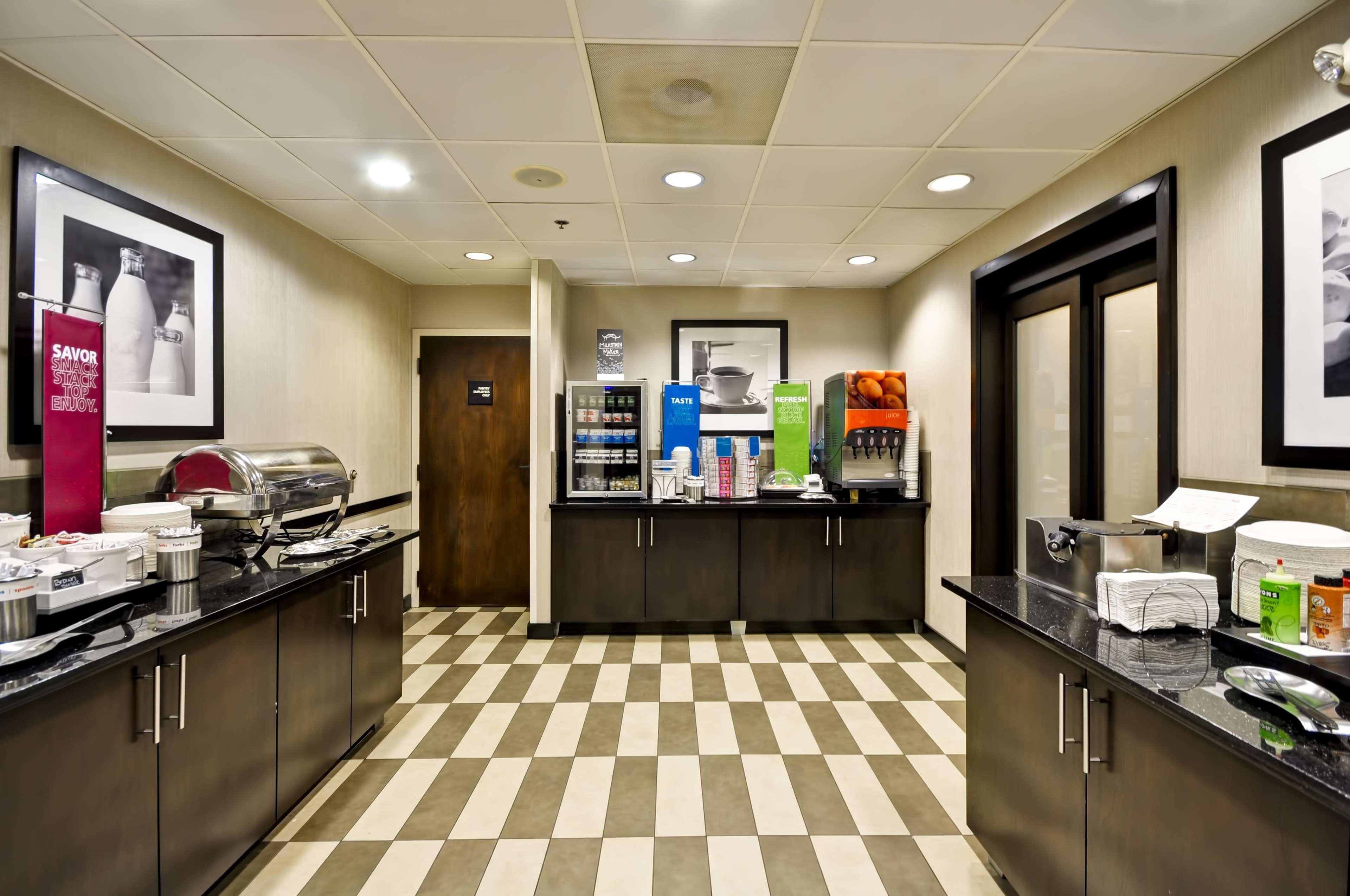 Hampton Inn Силвър Спринг Екстериор снимка